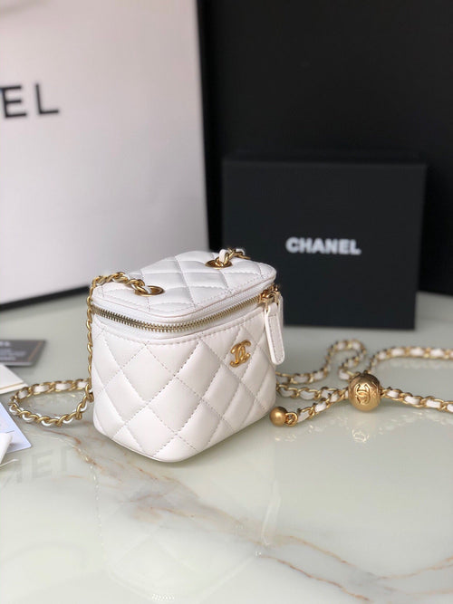 CHANEL MINI 11 VANITY CHAIN IN WHITE CALFSKIN GOLD HARDWARE