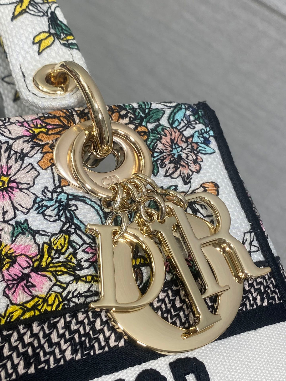 DIOR 25S SMALL LADY D-LITE BAG 24 IN MULTICOLOR  FLOWERS CALENDAR ALLOVER EMBROIDERY