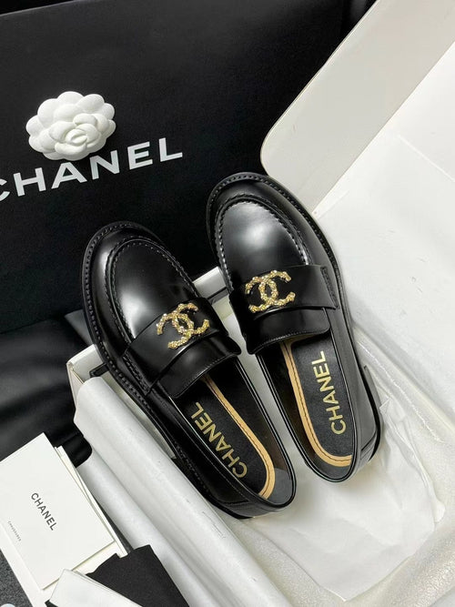CHANEL LOAFER BLACK CALFSKIN WITH META LOGO