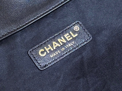 CHANEL MEDIUM MAXI SHOPPING BAG 47 IN BLACK CALFSKIN GOLD-TONE METAL